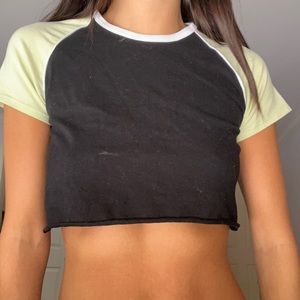 Brandy Melville Crop top